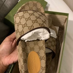 GG canvas slide sandal